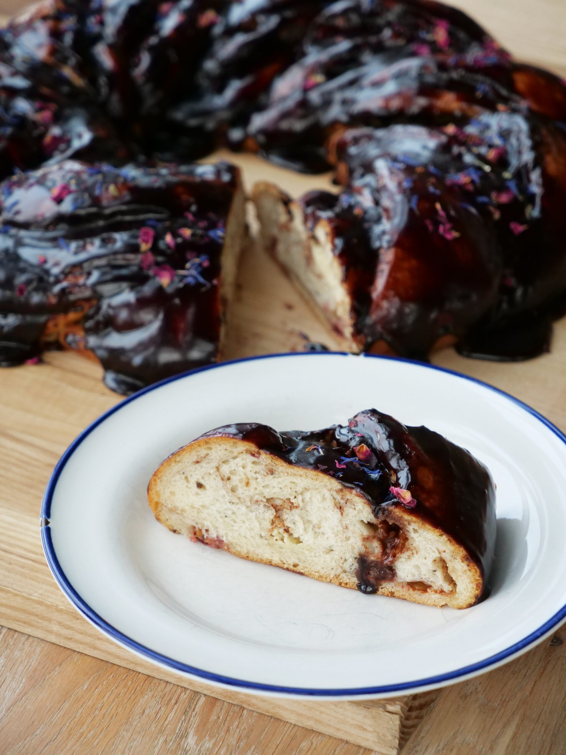 Plum-Curd Kringle