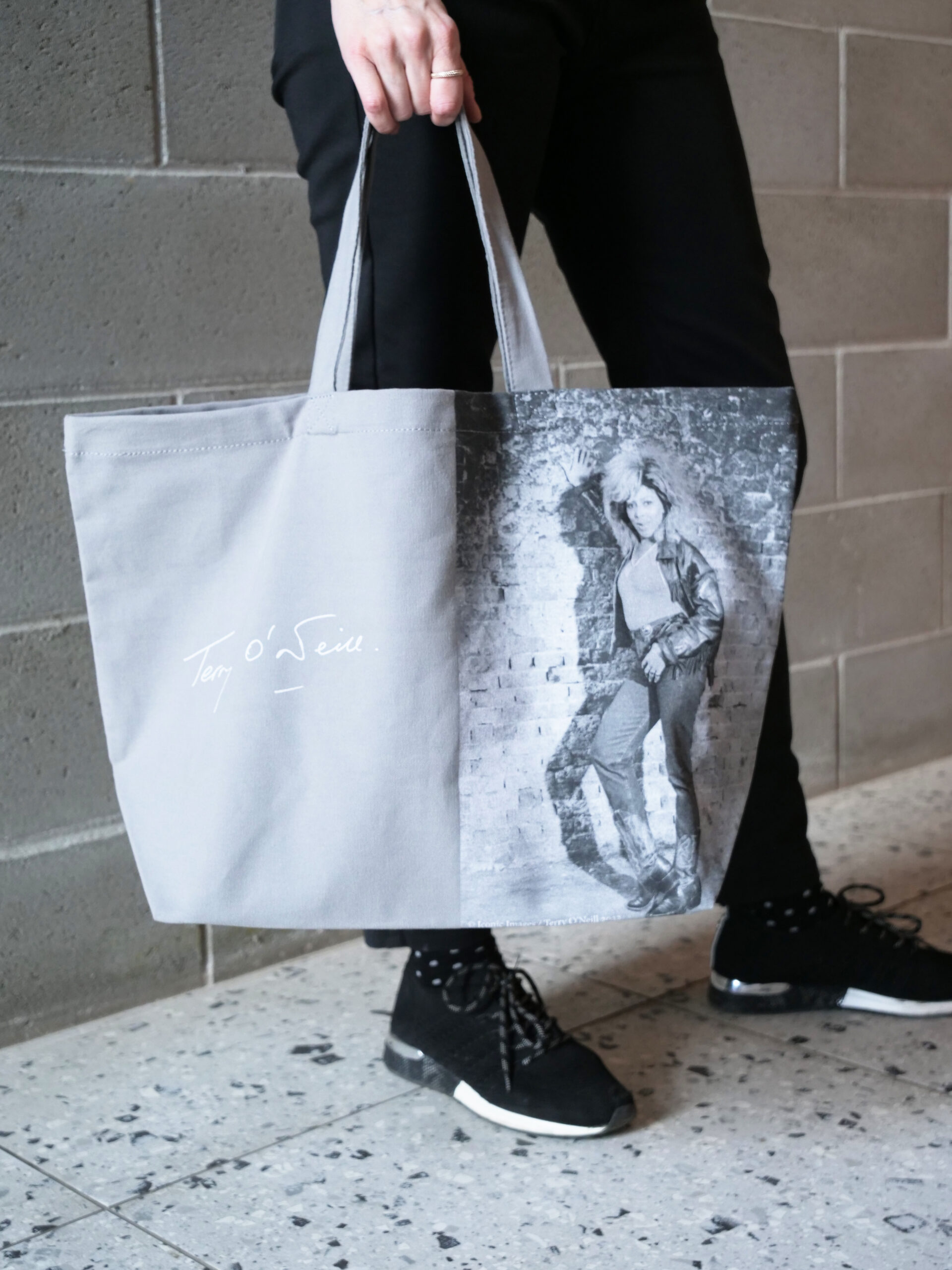 Terry O'Neill Tote Bag